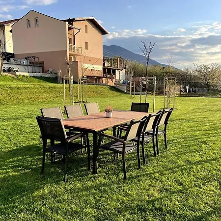 Vakantiehuis Green Villa *