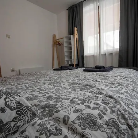 Vakantiehuis Green Villa Saparevo