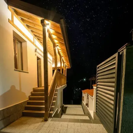 Green Villa *