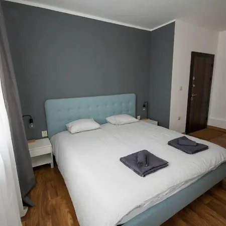 Green Villa *