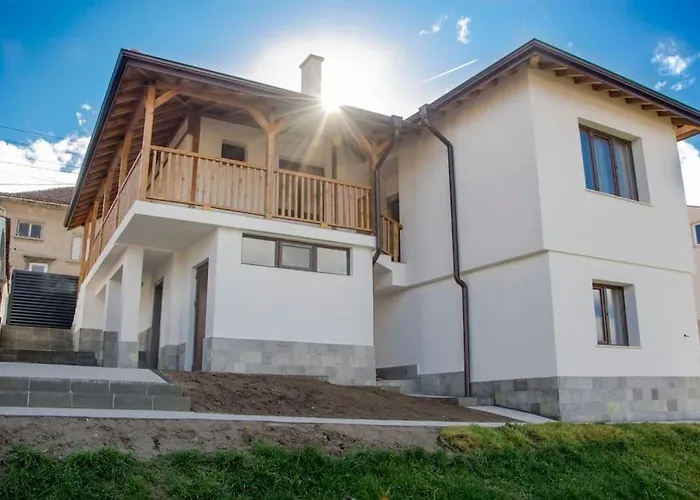 בית נופש Green Villa Saparevo