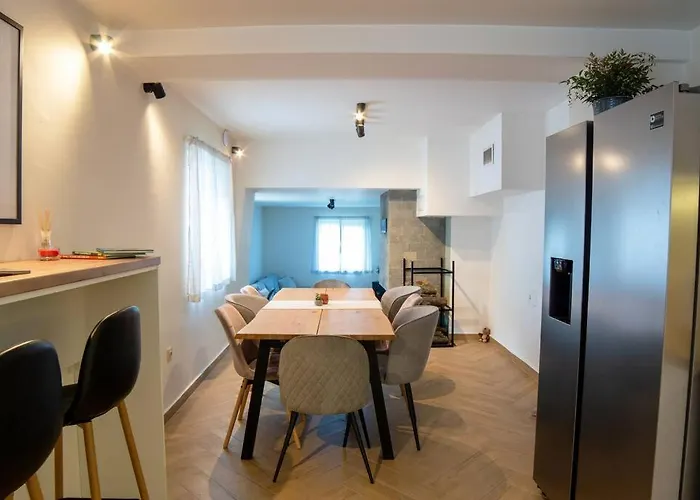 Green Villa Saparevo