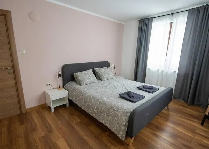 Green Villa בית נופש Saparevo